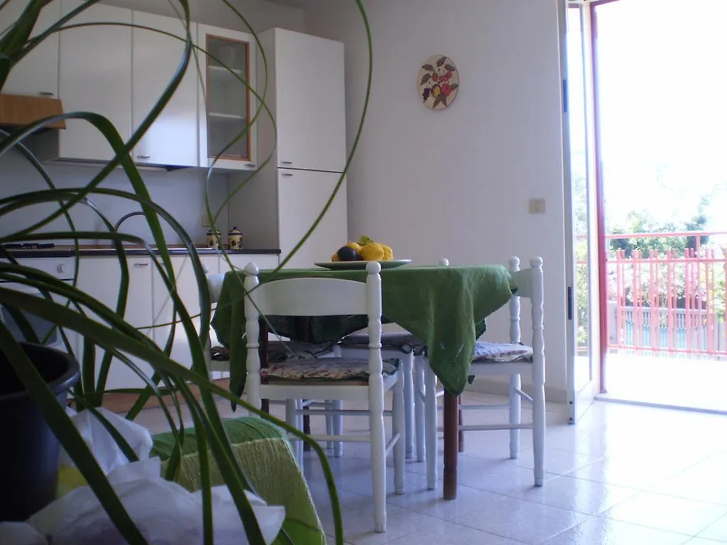 Casa Da Marion Apartment Letojanni